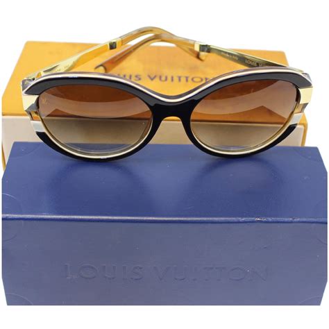 louis vuitton petit soupcon cat eye sunglasses|LV Petit Soupçon Cat Eye Sunglasses .